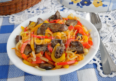 Chicken liver with vegetables