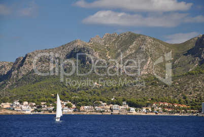 Segelboot bei Sant Elm, Mallorca