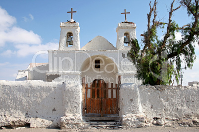 Wüstenkirche in der Oase Chiu Chiu, Chile