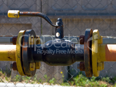 Gas fuel valve