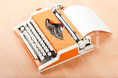 Typescript typing typewriter