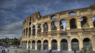 Zeitraffer von Kolosseum in Rom