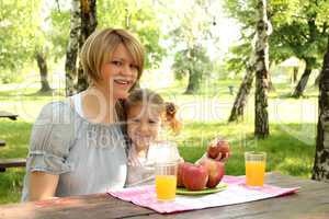 mother and daughter picnic