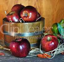 Red apples