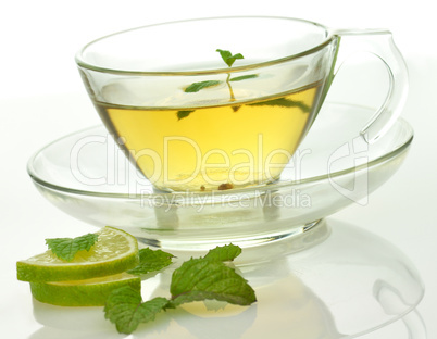 green tea with lemon and mint