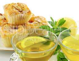 green tea and cupcakes