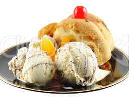 ice cream with apple pie