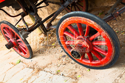 antique wagon red wheels