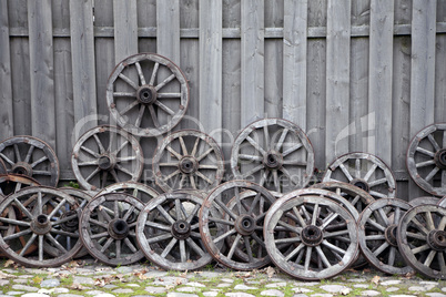 Wooden carriage wheels