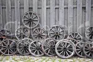 Wooden carriage wheels