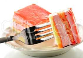 strawberry flavored layer cake