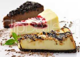 slices of cheesecakes