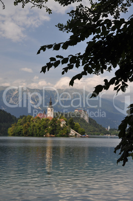 Marienkirche im See von Bled