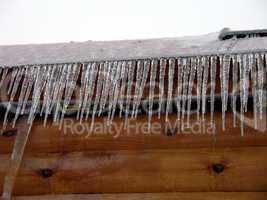 Roof with icicles