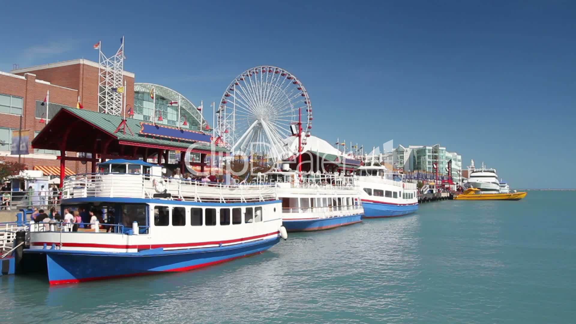 Navy Pier in Chicago: Lizenzfreie Stock Videos und Clips