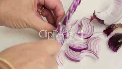 Dicing Red Onion