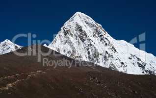 Kala Patthar and pumo ri mountains in Himalayas