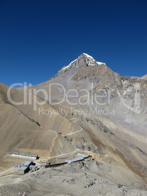 Thorung La mountain pass high camp