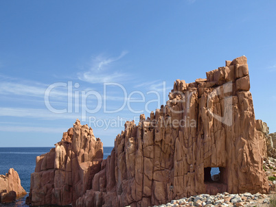 Arbatax mit den bekannten roten Porphyrfelsen, Sardinien