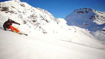 skier carving on piste