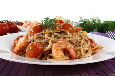 Spaghetti mit Tomaten