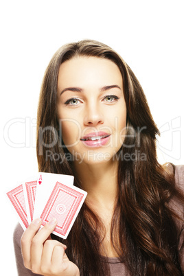 brünette schöne frau mit poker karten