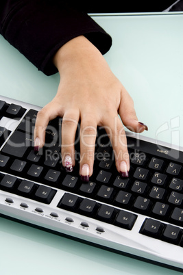 hand on keyboard