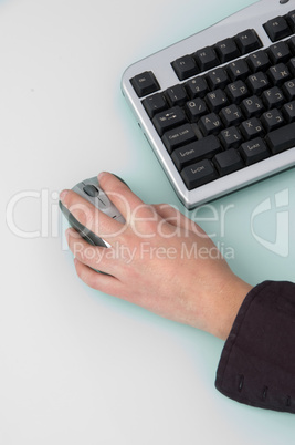 hand using mouse