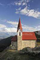 Kirche am Latzfonser Kreuz