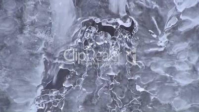 Eiswasserfall