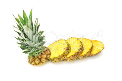 cut ananas