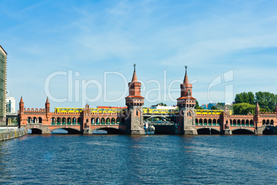 oberbaumbruecke bridge berlin germany