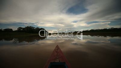 Amazonas und Wolken, Peru