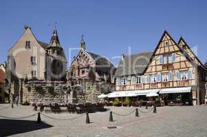 Burg und St. Leo-Kapelle in Eguisheim