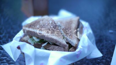 Sandwich Timelapse 01