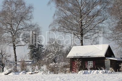 Häuschen im Winter