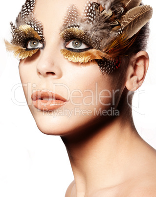 Creative Feathered Eye Makeup