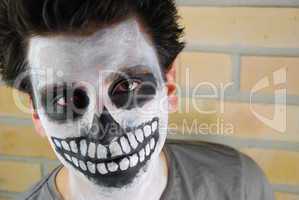 Portrait of a creepy skeleton guy (Carnival face painting)