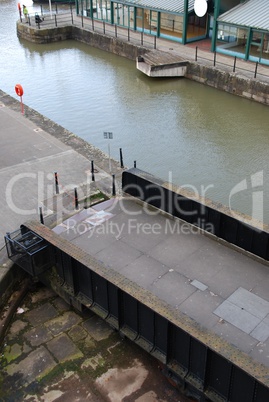 Gloucester docks (bridge detail)