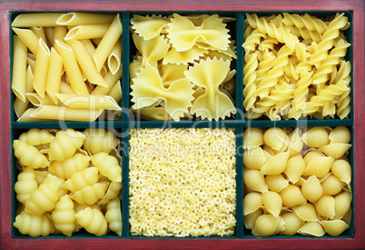 Many types of pasta