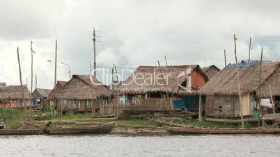 Slums am Amazonas, Peru