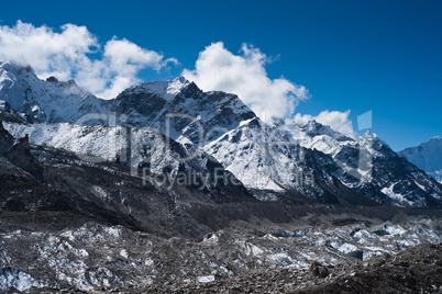 glacier and peaks not far Gorak shep and Everest base camp