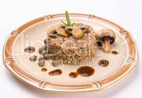 Buckwheats with nut cream and mushrooms
