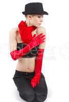 Red gloves and black hat.