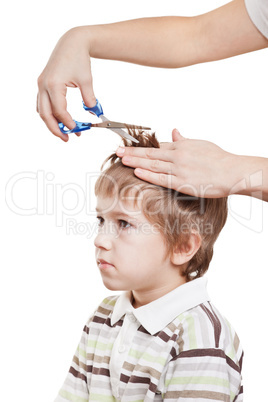 Cutting child hair