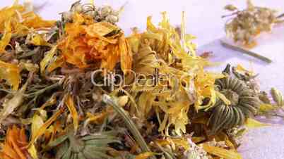 Calendula flowers, dried, tea