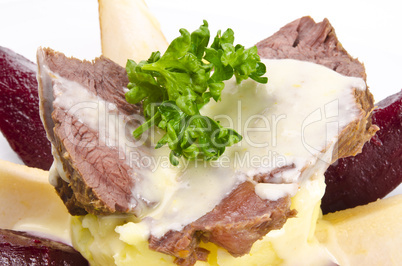 Beef with horseradish sauce