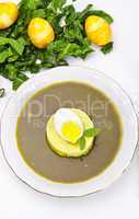Polonische sour sorrel soup