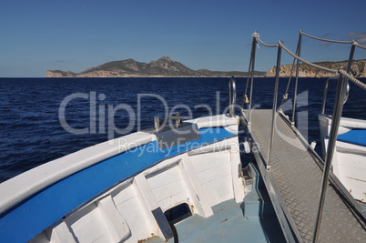 Boot an der Dragonera-Insel