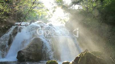 Wasserfall im Wald